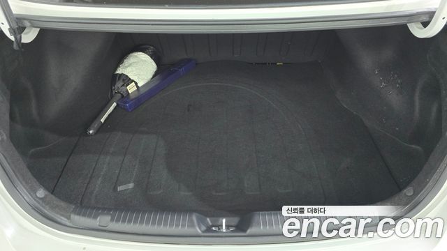 Kia K3 2015 — photo 21