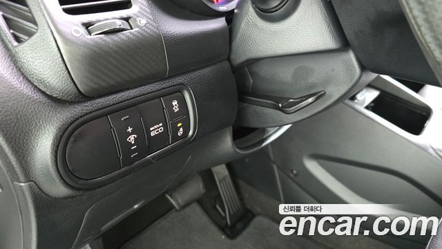 Kia K3 2015 — photo 24