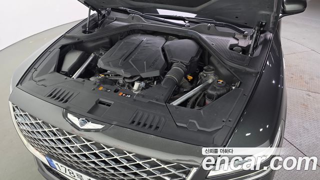 Genesis GV80 2023 — photo 6