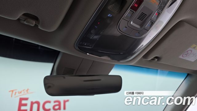 Genesis GV80 2023 — photo 17