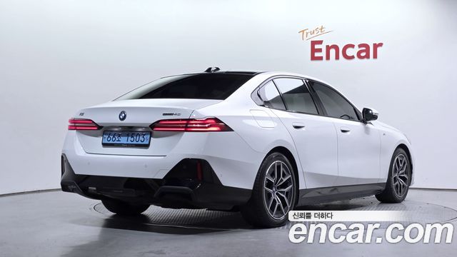BMW i5 2025 — photo 2
