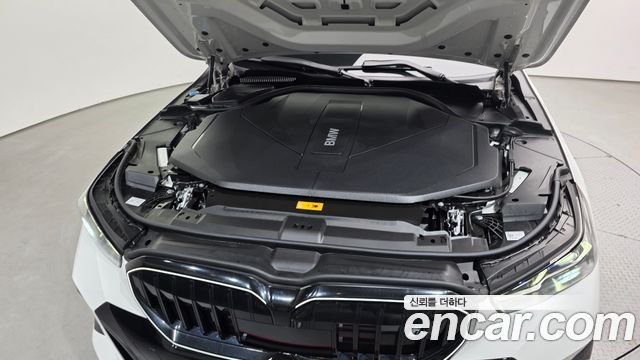 BMW i5 2025 — photo 6