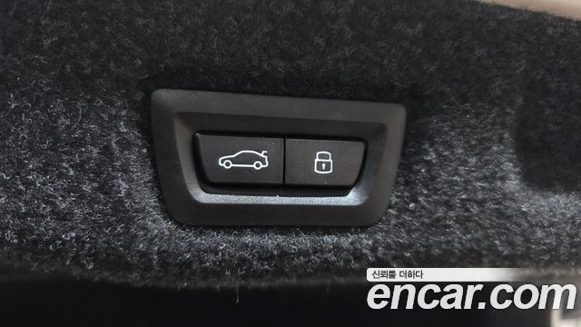 BMW i5 2025 — photo 37