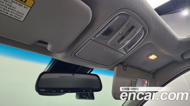 Kia Niro 2017 — photo 25