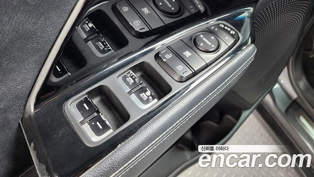 Kia Niro 2017 — photo 28