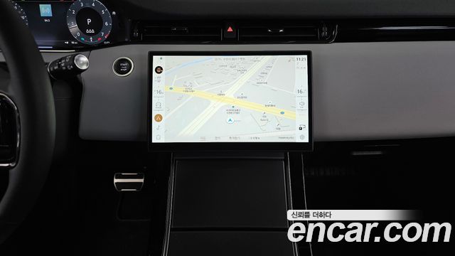 Land Rover Range Rover Evoque 2025 — photo 20