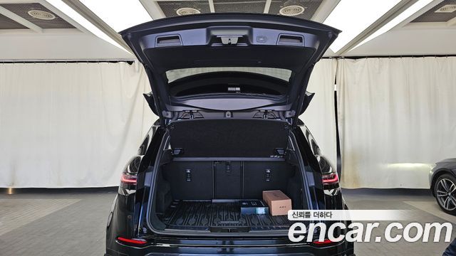 Land Rover Range Rover Evoque 2025 — photo 26