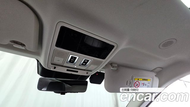 Land Rover Range Rover Evoque 2025 — photo 33