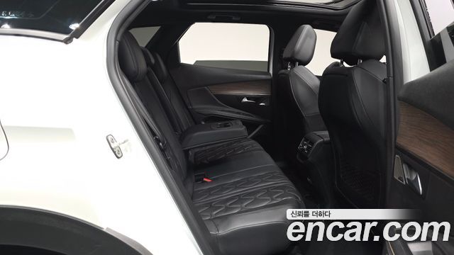 Peugeot 3008 2023 — photo 17