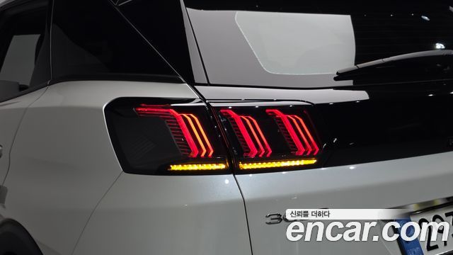 Peugeot 3008 2023 — photo 9