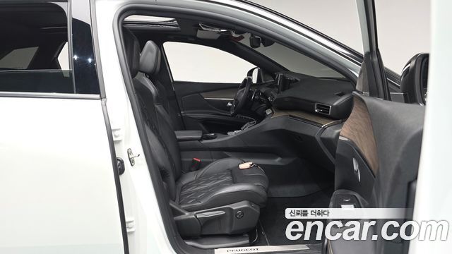 Peugeot 3008 2023 — photo 16