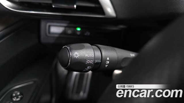 Peugeot 3008 2023 — photo 35