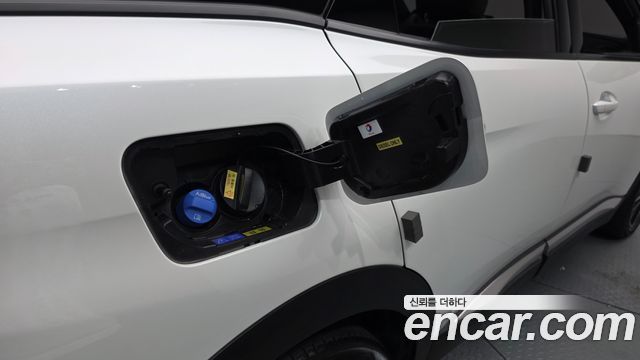 Peugeot 3008 2023 — photo 38