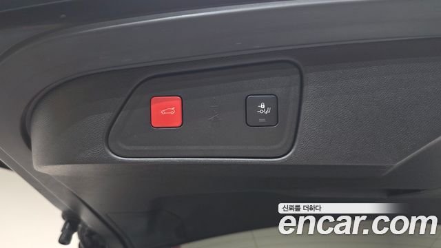 Peugeot 3008 2023 — photo 39