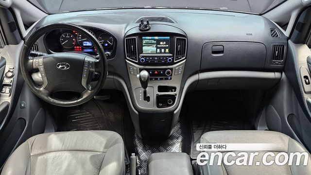 Hyundai Starex 2019 — photo 7