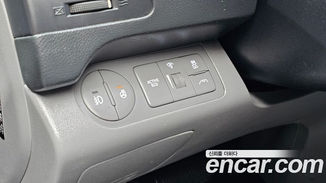 Hyundai Starex 2019 — photo 15