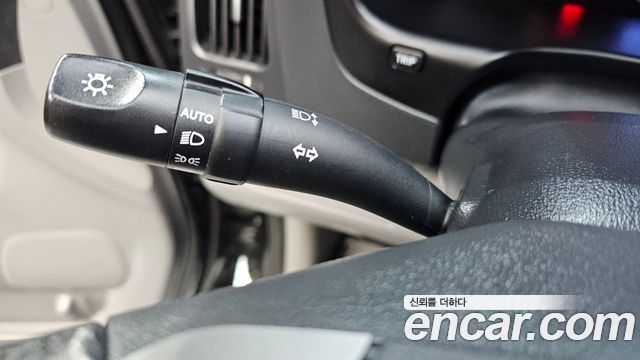 Hyundai Starex 2019 — photo 17