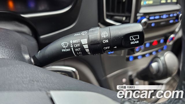 Hyundai Starex 2019 — photo 18