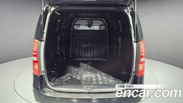 Hyundai Starex 2019 — photo 20