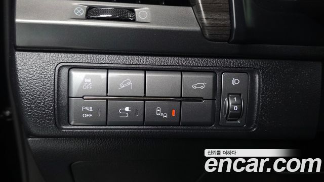 KG Mobility Rexton 2020 — photo 25