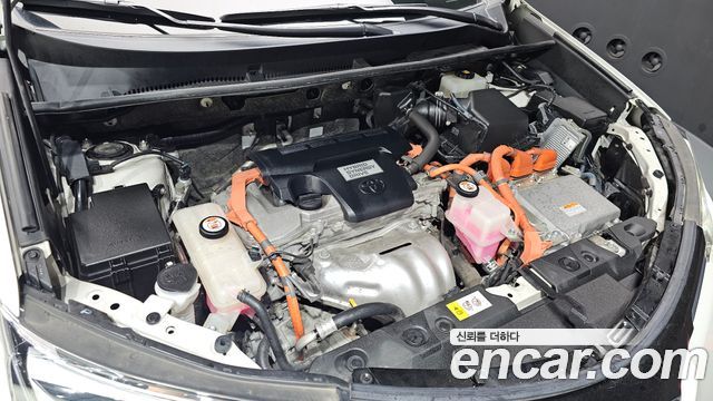 Toyota RAV4 2017 — photo 6