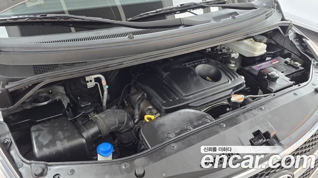 Hyundai Starex 2012 — photo 6