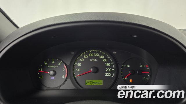 Hyundai Starex 2012 — photo 8