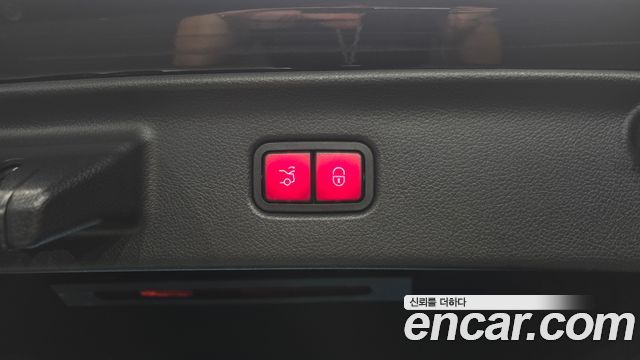 Mercedes-Benz S-Class 2021 — photo 26