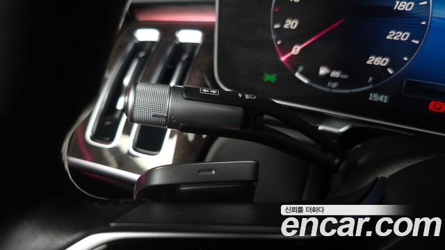 Mercedes-Benz S-Class 2021 — photo 30