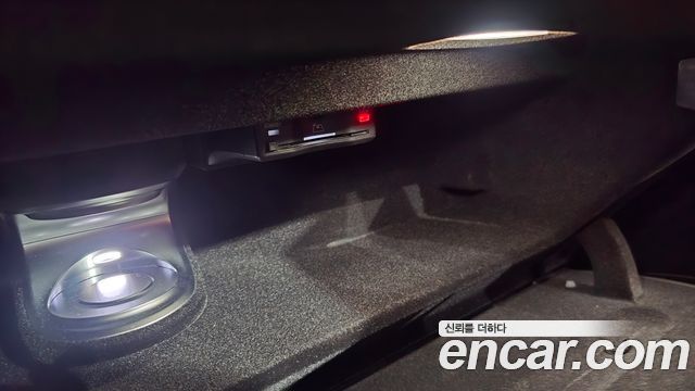 Mercedes-Benz S-Class 2021 — photo 31