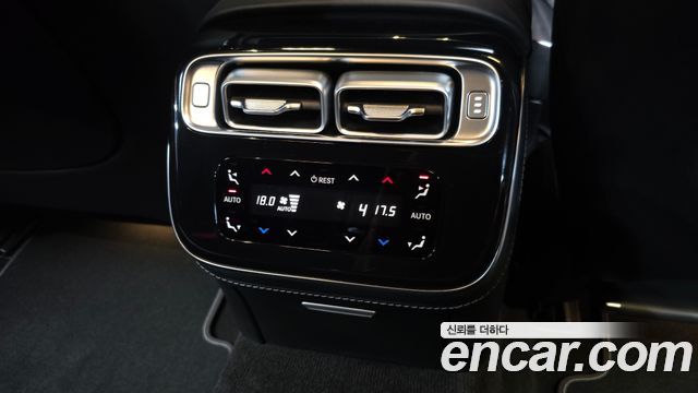 Mercedes-Benz S-Class 2021 — photo 37