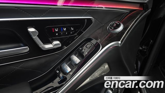 Mercedes-Benz S-Class 2021 — photo 38