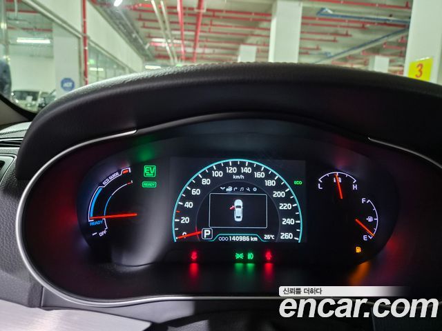 Kia K7 2015 — photo 11
