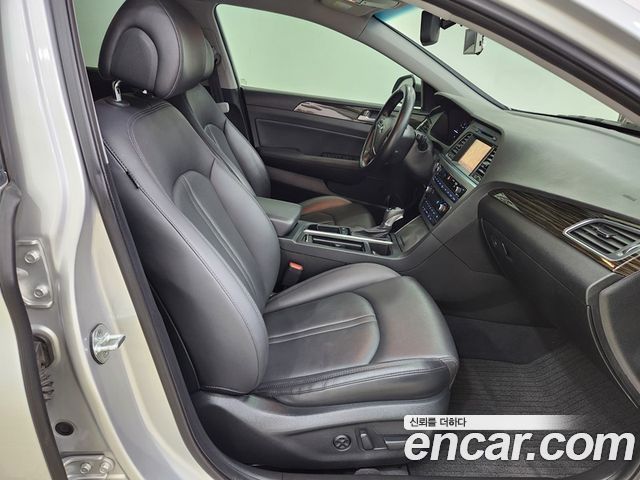 Hyundai Sonata 2016 — photo 15