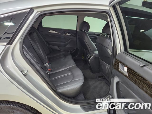 Hyundai Sonata 2016 — photo 16