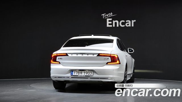 Volvo S90 2023 — photo 4