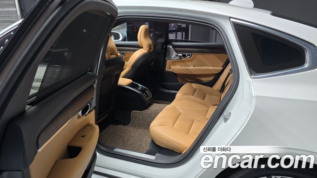 Volvo S90 2023 — photo 18