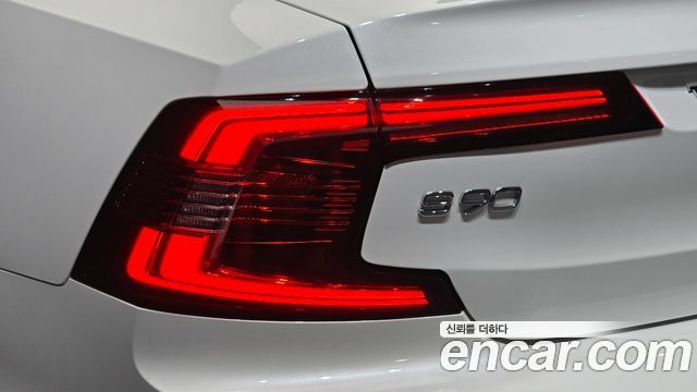 Volvo S90 2023 — photo 9