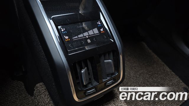 Volvo S90 2023 — photo 30
