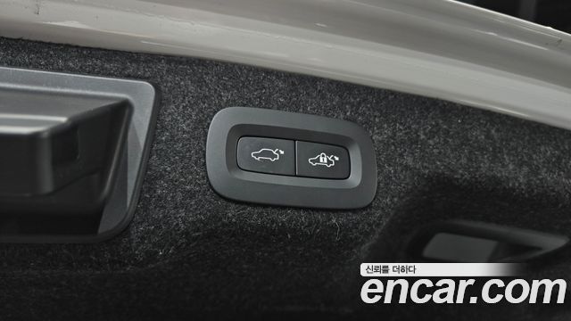 Volvo S90 2023 — photo 36