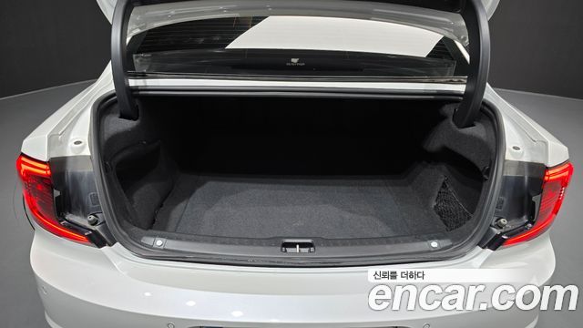 Volvo S90 2023 — photo 37