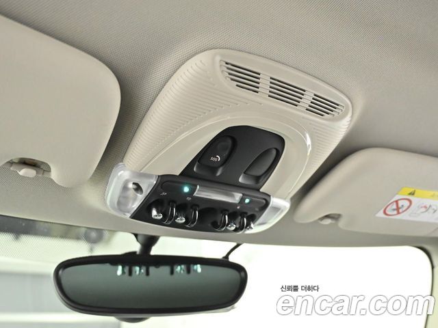 Mini Cooper 2022 — photo 18