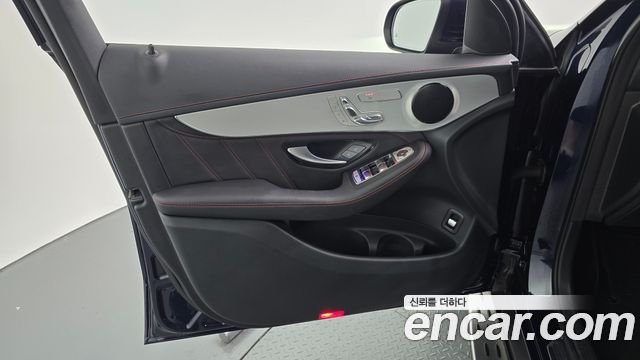 Mercedes-Benz GLC-Class 2022 — photo 14