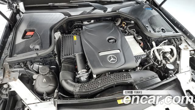 Mercedes-Benz E-Class 2020 — photo 6
