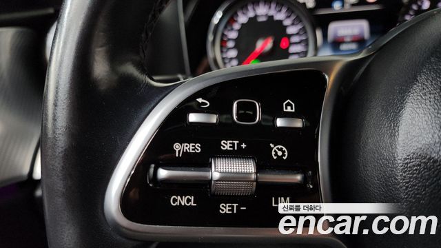 Mercedes-Benz E-Class 2020 — photo 22