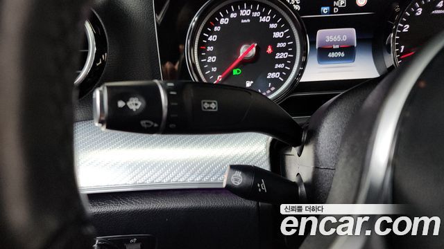 Mercedes-Benz E-Class 2020 — photo 28