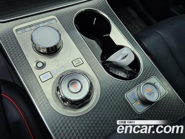 Genesis GV80 2024 — photo 8