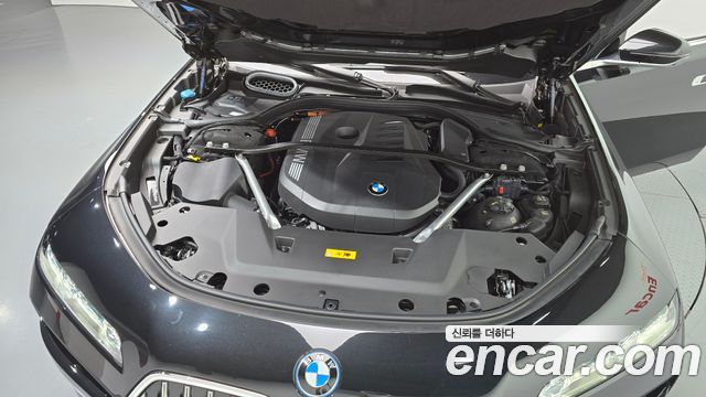 BMW 7-Series 2023 — photo 6