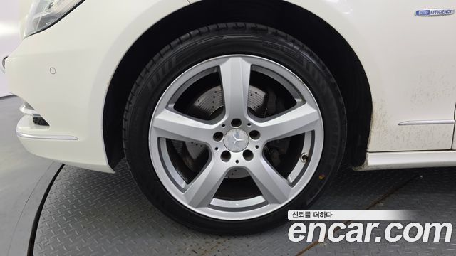 Mercedes-Benz CLS-Class 2012 — photo 5