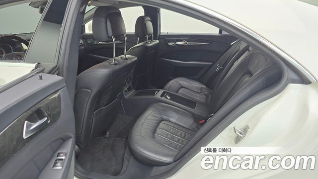 Mercedes-Benz CLS-Class 2012 — photo 11